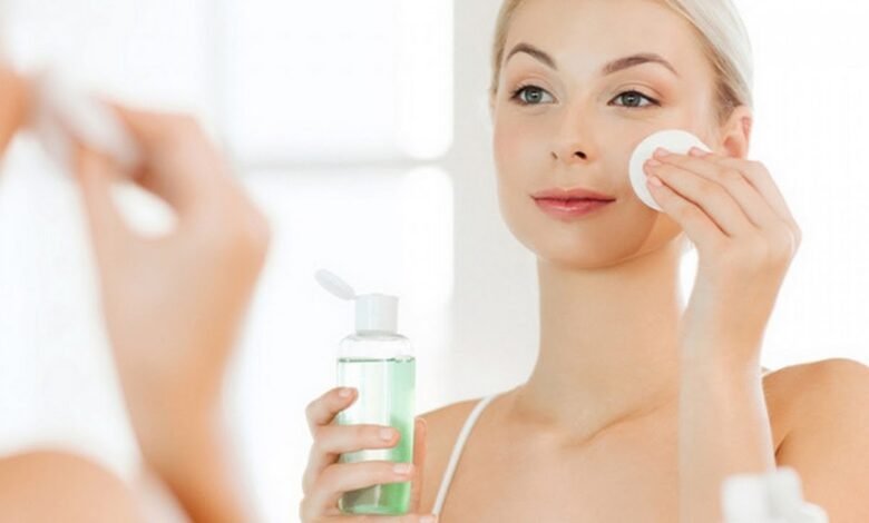 How to Remove Makeup Without Makeup Remover